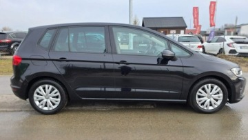 Volkswagen Golf Sportsvan Sportsvan 1.6 TDI BlueMotion 110KM 2015 Volkswagen Golf Sportsvan malutki przebieg 28 tys, zdjęcie 4