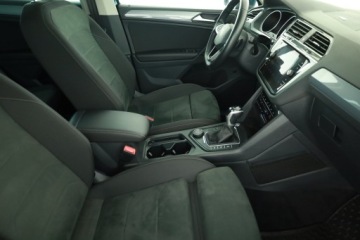 Volkswagen Tiguan II SUV Facelifting 2.0 TSI 190KM 2022 VW Tiguan 2.0 TSI, Salon Polska, 1. Właściciel, zdjęcie 5