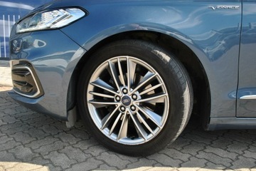 Ford Mondeo V Kombi Facelifting 2.0 EcoBlue 190KM 2020 Ford Mondeo Vignale Kombi 2,0Ecoblue 190KM A8 ASO, zdjęcie 30