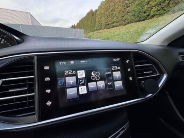 Peugeot 308 II SW 1.6 BlueHDi 120KM 2015 Peugeot 308 1.6 BlueHDi 120 Stop &amp; Start Allure 2015r, zdjęcie 22