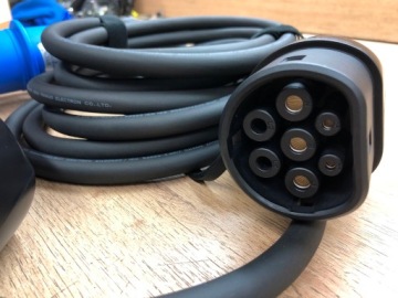 Зарядное устройство 8-32A 230V CEE Type2 EU для Mercedes Audi BMW VW Chevrolet Nissan