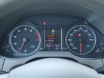 Audi Q5 I SUV 3.2 FSI 270KM 2010 Audi Q5 3.2 FSI, 4X4, Automat, Skóra, Navi, zdjęcie 10