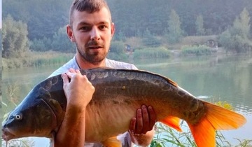 SZPROTKA/HALIBUT 0.5 kg Kulki Proteinowe RaFish 16 - 20 mm 500g zanętowe