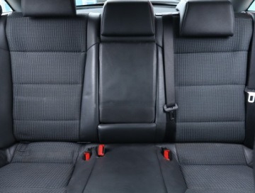 Opel Vectra C Hatchback 1.9 CDTI ECOTEC 150KM 2008 Opel Vectra 1.9 CDTI, Automat, Klima, Klimatronic, zdjęcie 9