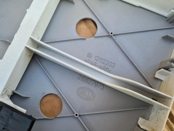 LAMPA OSVĚTLENÍ KABINY INTERIÉR OPEL ASTRA H III 3 13111824