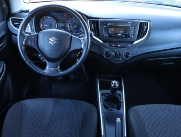 Suzuki Baleno III 1.2 DualJet 90KM 2018 Suzuki Baleno 1.2 DualJet, Salon Polska, zdjęcie 6