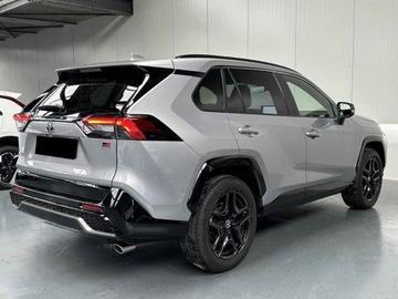 Toyota RAV4 V SUV Facelifting 2.5 Hybrid Dynamic Force 222KM 2025 Od ręki - GR Sport 2.5 Hybrid Dynamic Force 222KM | Podgrzewane fotele!, zdjęcie 2