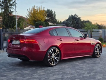 Jaguar XE Sedan 2.0 i4 180KM 2017 Jaguar XE 2.0 180PS Skora Navi Panorama Zarej.PL Gwarancja 2.0 Diesel, zdjęcie 5