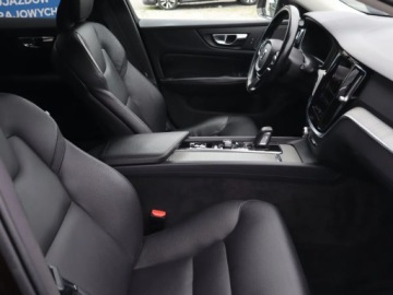 Volvo V60 II  2021 Volvo V60 Cross Country B5 2.0 AWD, Salon Polska, zdjęcie 8