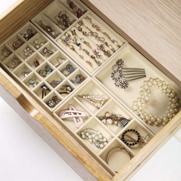 KUFEREK ORGANIZER BOX NA BIŻUTERIĘ KOLCZYKI 4szt
