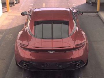 Aston Martin DB11 2017 Aston Martin DB11 Coupe 2017 5.2 Benzyna 600KM, zdjęcie 3