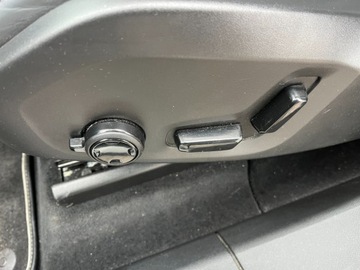Volvo XC60 II 2020 Volvo XC 60 2.0 diesel automat zarej w PL bezwypadkowy ksiazka serwis, zdjęcie 24