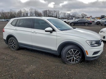 Volkswagen Tiguan II 2021 Volkswagen Tiguan 2021 VOLKSWAGEN TIGUAN SE 2.0 Benzyna 184KM, zdjęcie 3