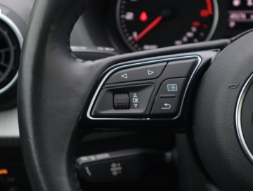 Audi Q2 SUV 1.5 35 TFSI 150KM 2020 Audi Q2 35 TFSI, Salon Polska, Serwis ASO, zdjęcie 15