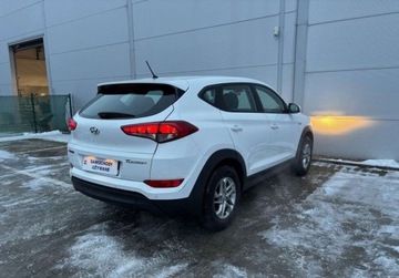Hyundai Tucson III SUV 1.6 GDI 132KM 2016 Hyundai Tucson Classic Salon PL Niski przebieg 1.6 Benzyna 132KM, zdjęcie 2