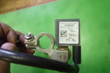 POJISTKA AKUMULÁTORU MERCEDES-BENZ E (W212) A0009050254 2013