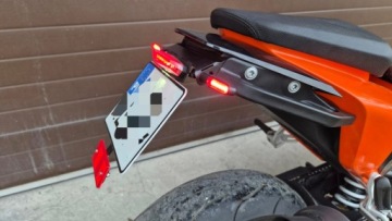 KTM 690 Duke - Кронштейн для крепления пластины (2012 - 2019) HM