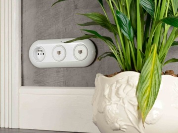 РОЗЕТКА LOFT РЕТРО 230В С JLM ШТЫРЬКОМ БЕЗ РАМКИ