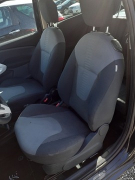 Ford Ka III 1.2 Duratec 69KM 2009 Ford KA Ford KA 2009r 1.2 benzyna 1.2 Benzyna 69KM, zdjęcie 4