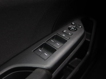 Honda Civic X Hatchback 5d 1.0 VTEC Turbo 129KM 2018 Honda Civic 1.0 VTEC Turbo, Automat, Navi, Klima, zdjęcie 16