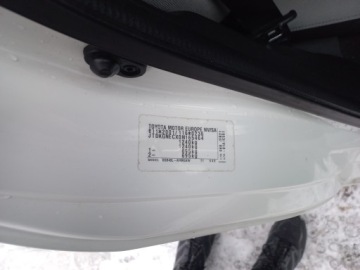 Toyota Aygo II Hatchback 5d 1.0 VVT-i 69KM 2016 TOYOTA AYGO (_B4_) 1.0 (KGB40_) 69 KM, zdjęcie 12