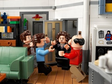 LEGO 21328 Сейнфельд