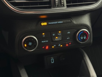 Ford Focus IV Kombi 1.5 EcoBlue 120KM 2020 Ford Focus Active / LED / Podgrzewana szyba / CarP, zdjęcie 21