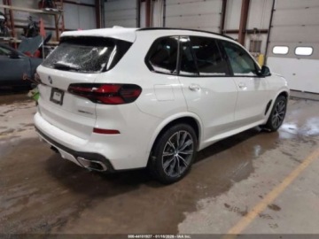 BMW X5 G05 2024 BMW X5 phev, 2024r., 4x4, 3.0L 3.0 Benzyna 308KM, zdjęcie 2