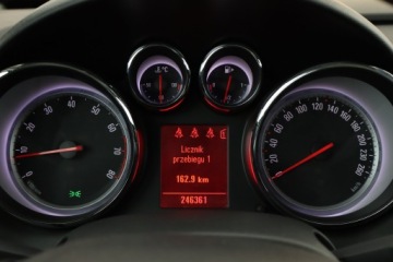 Opel Astra J Hatchback 5d 1.6 Turbo ECOTEC 180KM 2009 Opel Astra 1.6 T, Navi, Xenon, Klima, Klimatronic, zdjęcie 10