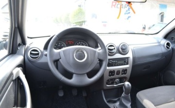 Dacia Sandero I Hatchback 5d 1.6 MPI 84KM 2011 Dacia Sandero Stepway Bezwypadkowe - Niski przebieg - klimatyzacja - Zadba, zdjęcie 4