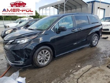 Toyota Sienna III 2023