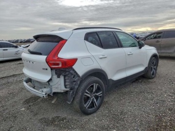 Volvo XC40 2024 Volvo XC 40 Core 2024 2.0 Benzyna 194KM, zdjęcie 6