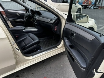Mercedes Klasa E W212 Kombi Facelifting 200 CDI 136KM 2015 Mercedes E 260 Bluetec 7G-tronie 2015 LIFT Skóra, zdjęcie 12