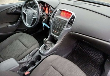 Opel Astra J Sedan 1.6 Twinport ECOTEC 115KM 2014 Opel Astra 257 1.6 Active 115 KM Salon Polska 1.6 Benzyna 115KM, zdjęcie 12