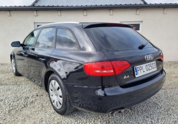 Audi A4 B8 Avant 2.0 TDI 143KM 2010 Audi A4 Avant SLICZNA 2.0 TDI Automat BOGATA WERSJA Oryginal ZADBANA 2011r, zdjęcie 1