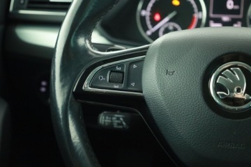 Skoda Superb III Kombi 2.0 TDI 190KM 2016 Skoda Superb 2.0 TDI, Salon Polska, Serwis ASO, zdjęcie 19