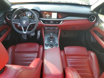 Alfa Romeo Stelvio SUV 2.0 Turbo 280KM 2018 Alfa Romeo Stelvio TI Sport 2018 2.0l 2.0 Benzyna 280KM, zdjęcie 8