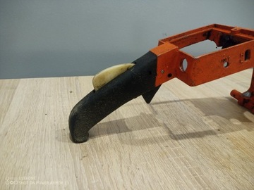 KIORITZ ECHO CS-304 VL КРЫШКА ГАЗОВОЙ РУЧКИ