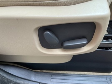 Land Rover Discovery IV 3.0 D 255KM 2015 Land Rover Discovery 3.0 diesel 256 KM automat salon Polska faktura VA, zdjęcie 18