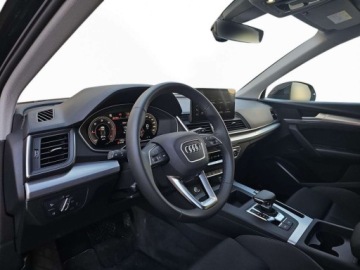 Audi Q5 II SUV Facelifting 2.0 40 TDI 204KM 2024 Audi Q5 matrixy, ambient plus, tempomat, kamera cofania, 2.0 Diesel 204KM, zdjęcie 10