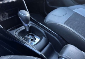 Peugeot 2008 I SUV Facelifting 1.2 PureTech 110KM 2018 Peugeot 2008 Peugeot 2008 PureTech 110 StopampStart EAT6 Active 1.2 110KM, zdjęcie 11