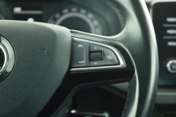 Skoda Scala Hatchback 1.6 TDI 115KM 2020 Skoda Scala 1.6 TDI, Salon Polska, Klima, zdjęcie 16