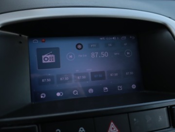 Opel Astra J Hatchback 5d 1.4 Turbo ECOTEC 120KM 2012 Opel Astra 1.4 T, Klima, Tempomat, Parktronic, zdjęcie 11