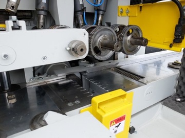 Четырехсторонний строгальный станок мокрого типа, 6 головок + универсальный Leadermac 723 29/22