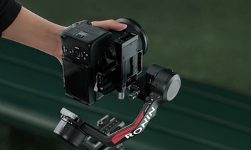 Электронный стабилизатор DJI RS 4