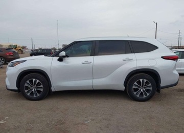 Toyota Highlander III 2023 Toyota Highlander 2023r., Xle, 2.4L, od ubezpieczalni 2.4 Benzyna 269KM, zdjęcie 3