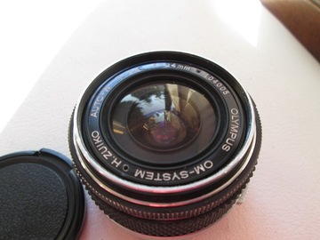 OLYMPUS ZUIKO AUTO-S 1: 2,8/ 24