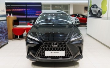 Lexus NX II SUV Facelifting 2.5 350h 243KM 2024 Lexus NX 350h Prestige AWD Design Tazuna 2.5 Hybryda 242KM, zdjęcie 1