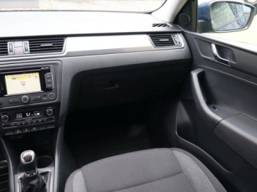 Skoda Rapid II Spaceback 1.6 TDI 105KM 2015 Skoda Rapid Spaceback 1.6 TDI, Salon Polska, zdjęcie 7