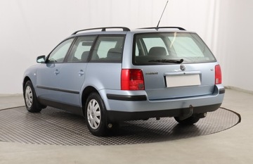 Volkswagen Passat B5 Kombi 1.8 20V 125KM 1998 VW Passat 1.8, Podgrzewane siedzienia, zdjęcie 3